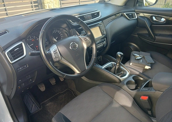 Nissan Qashqai cena 64500 przebieg: 115783, rok produkcji 2016 z Łaszczów małe 781